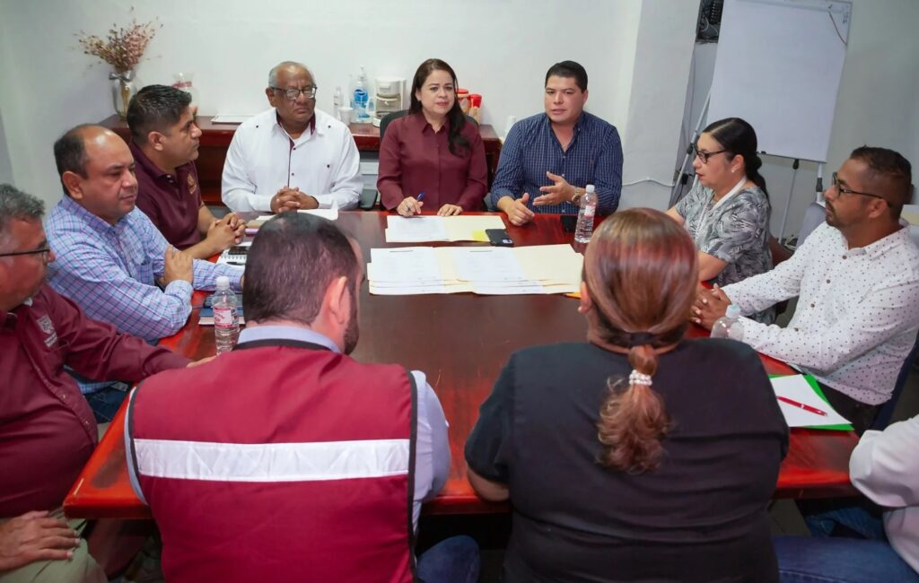 205-XmFMN425-KpKS-KdV0-rG2P-O1momR1Ld8NN