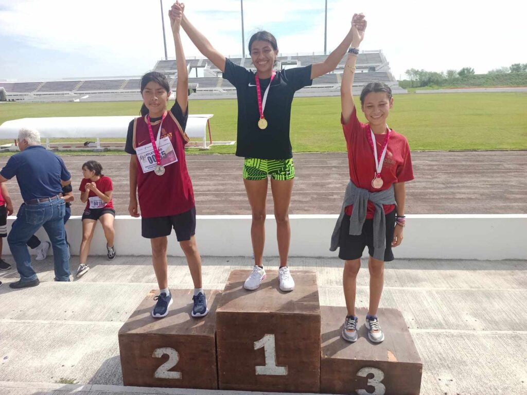 394691258_1187536718717735_2231482533802410399_n