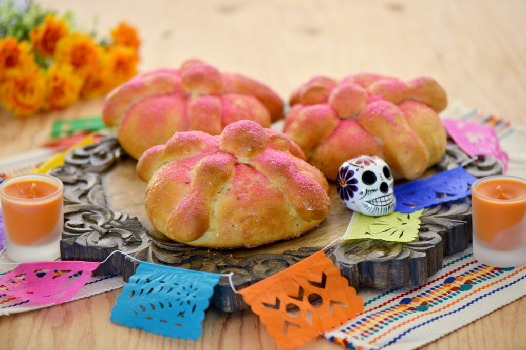 Pan-de-Muerto-2-revised