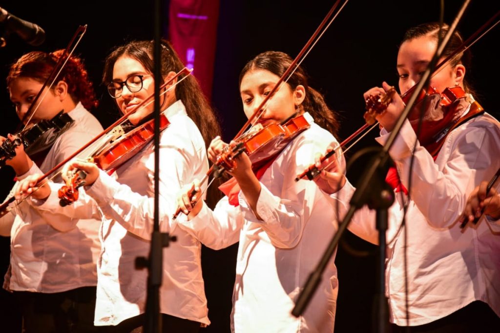 ICA-004-2024.-Dan-instrumentos-nuevos-para-Casa-del-Arte-Victoria-2