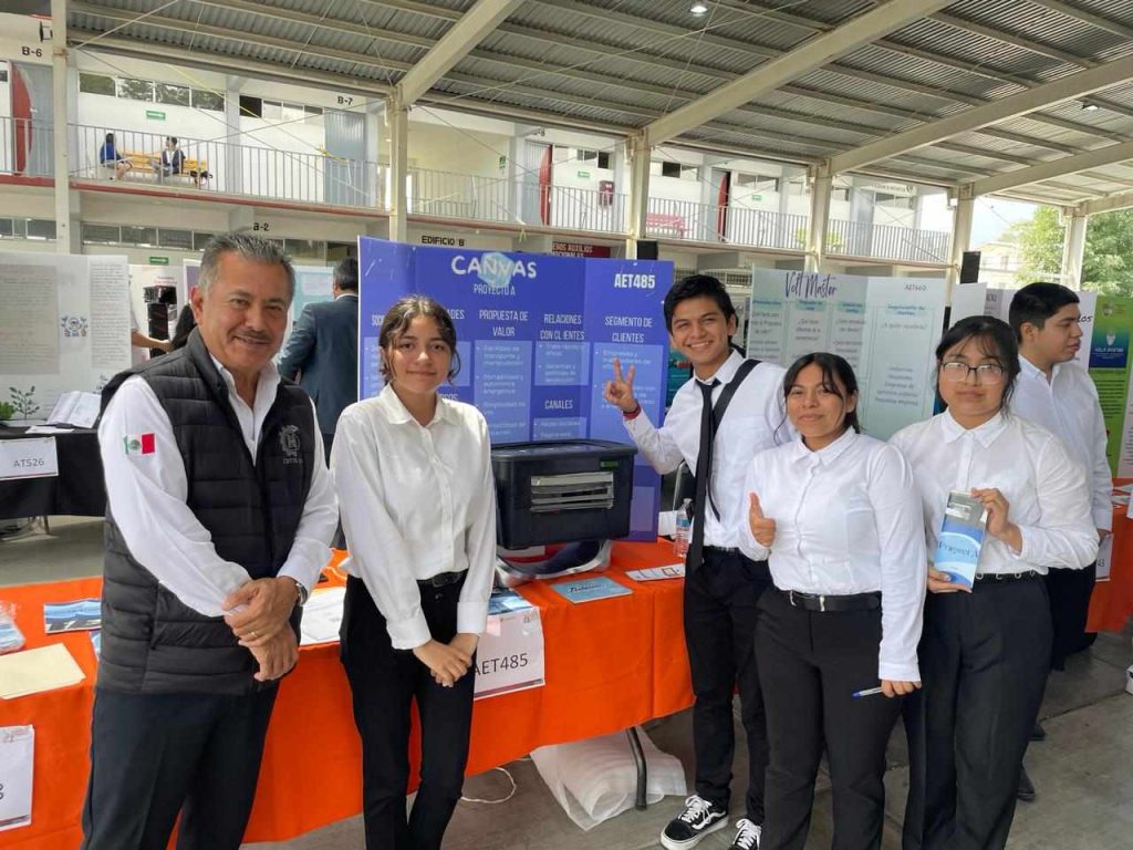 433508645_916342299964077_2940100203953548905_n