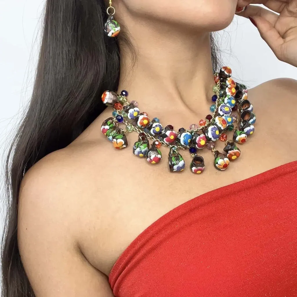 Flor-collar-de-jarritos-de-barro-3